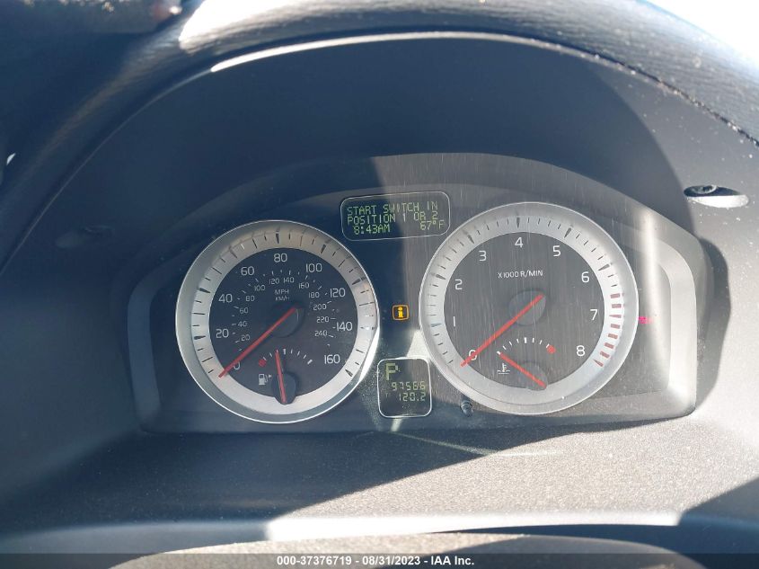 2013 VOLVO C70 T5 YV1672MC0DJ137973