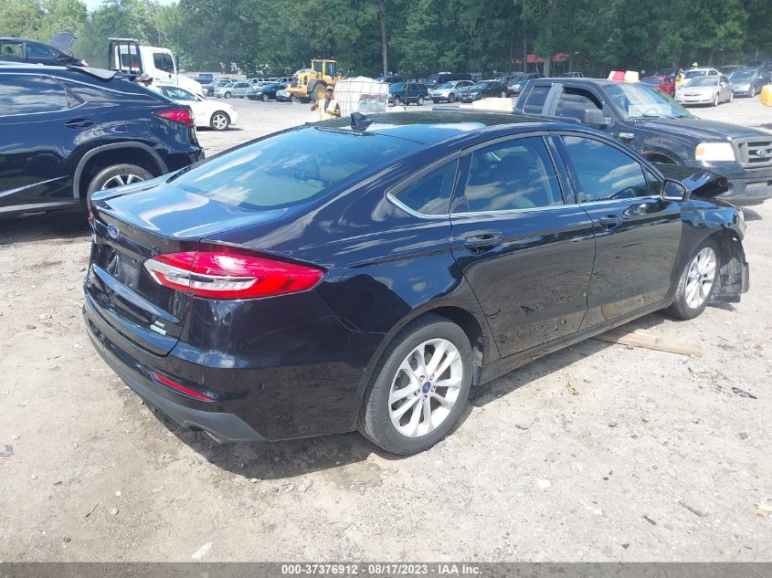 2020 FORD FUSION SE - 3FA6P0HD6LR121980