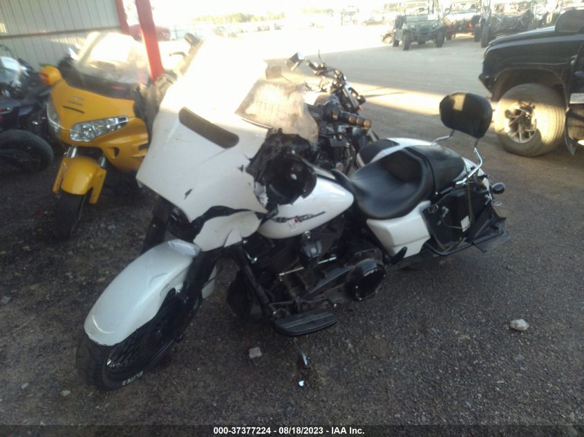 2017 HARLEY-DAVIDSON FLHXS STREET GLIDE SPECIAL - 1HD1KRC14HB653789