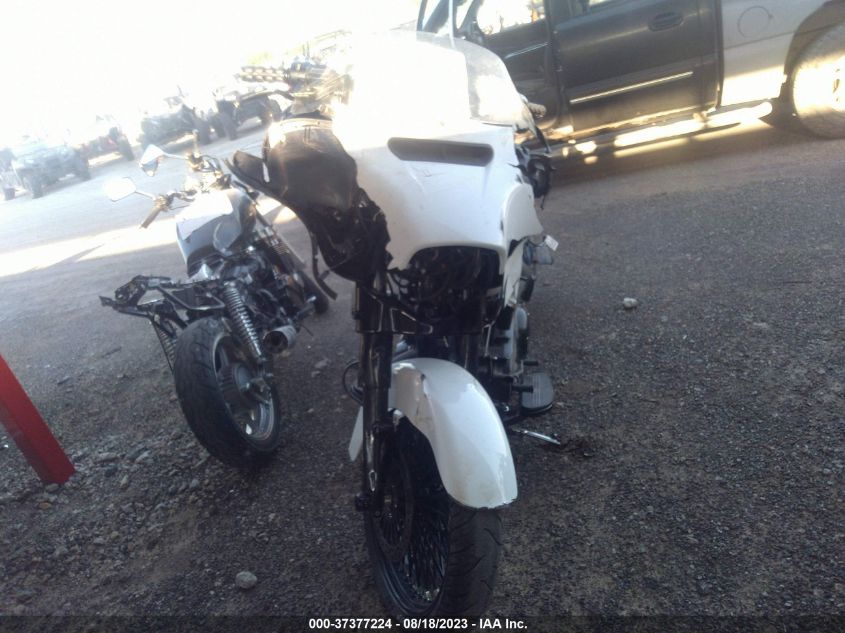 2017 HARLEY-DAVIDSON FLHXS STREET GLIDE SPECIAL - 1HD1KRC14HB653789