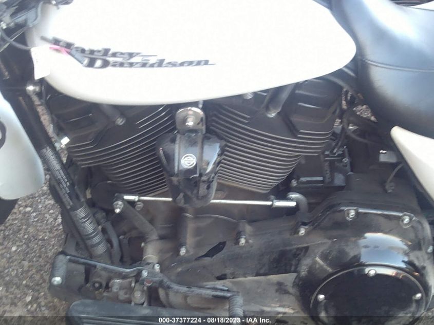 2017 HARLEY-DAVIDSON FLHXS STREET GLIDE SPECIAL - 1HD1KRC14HB653789