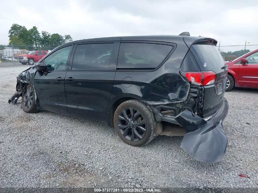 2C4RC1FG5JR228060 2018 CHRYSLER PACIFICA, photo no. 3