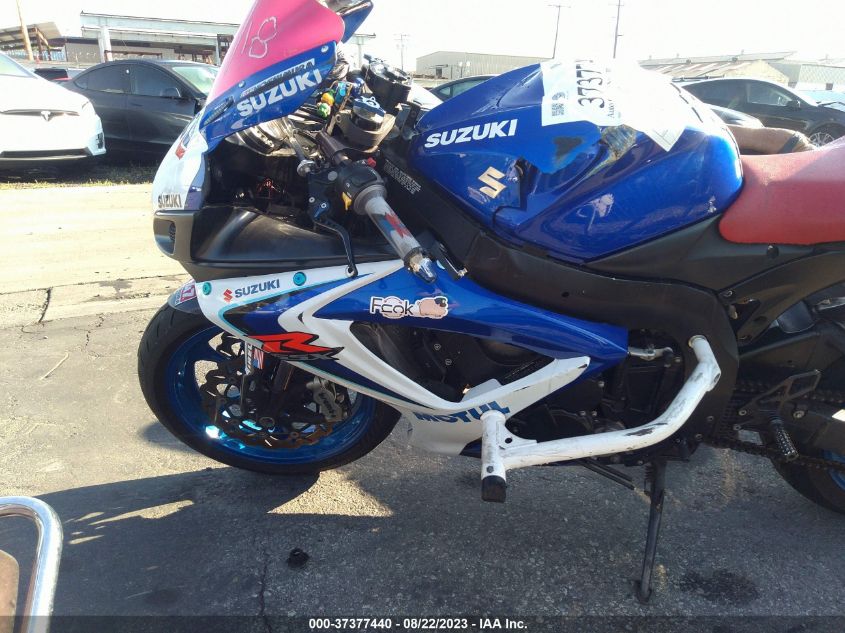 2007 SUZUKI GSX-R750 - JS1GR7KA972110623