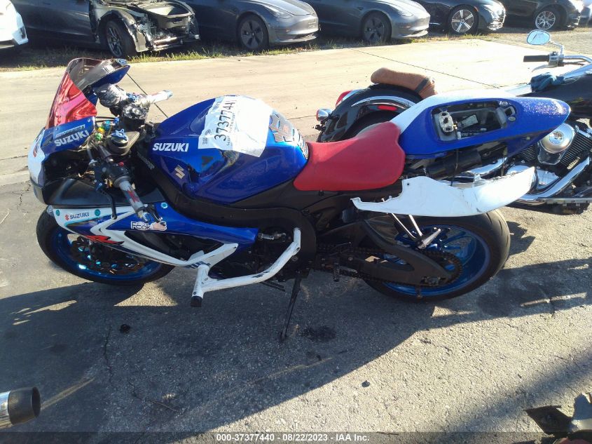 2007 SUZUKI GSX-R750 - JS1GR7KA972110623