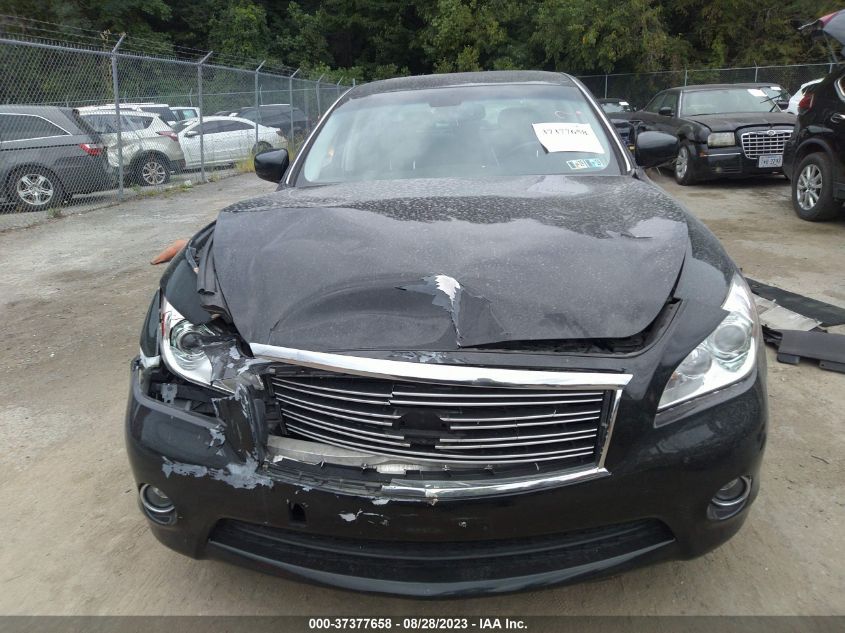 2014 INFINITI Q70 JN1BY1AR7EM320181