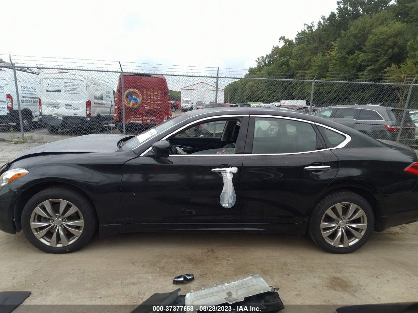 2014 INFINITI Q70 JN1BY1AR7EM320181