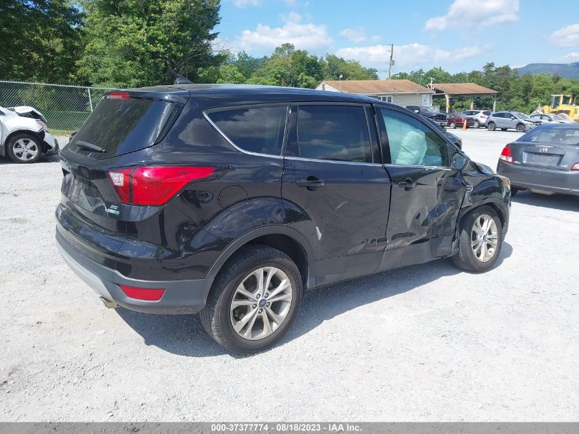 2019 FORD ESCAPE SE - 1FMCU9GD5KVA07659