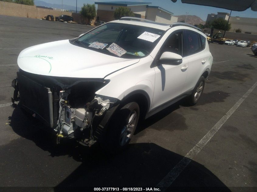 2014 TOYOTA RAV4 XLE - JTMWFREV4EJ007875