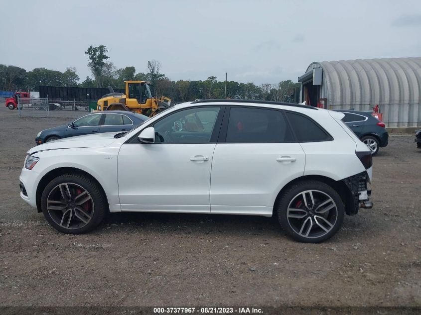2016 AUDI SQ5 PREMIUM PLUS WA1CCAFP3GA018814