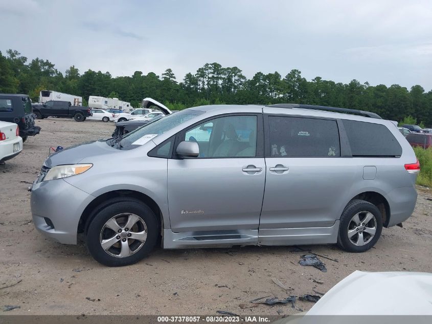 2013 TOYOTA SIENNA LE - 5TDKK3DC3DS325883