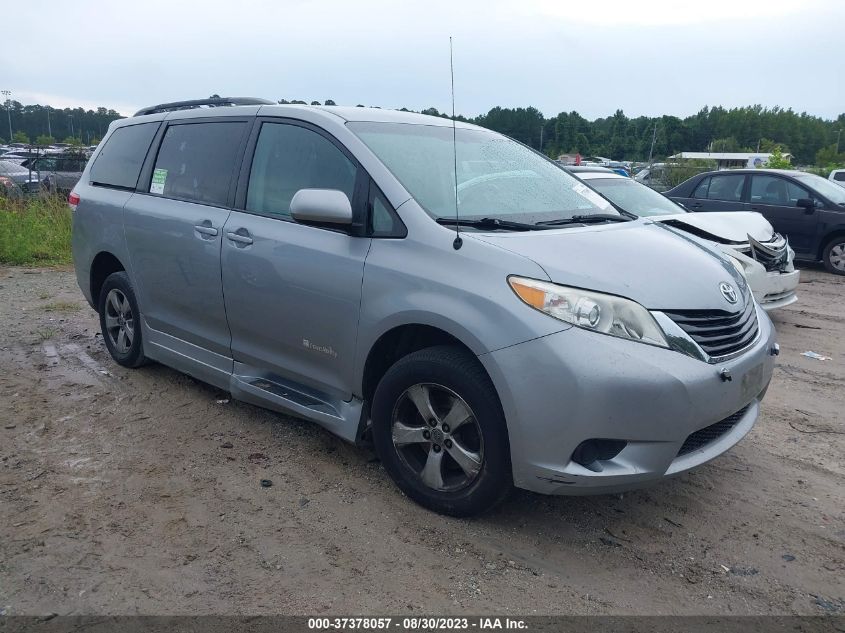 2013 TOYOTA SIENNA LE - 5TDKK3DC3DS325883