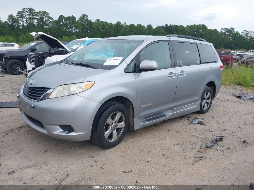 2013 TOYOTA SIENNA LE - 5TDKK3DC3DS325883