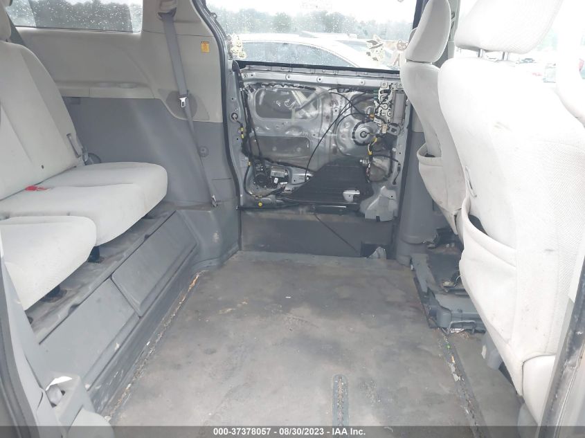2013 TOYOTA SIENNA LE - 5TDKK3DC3DS325883