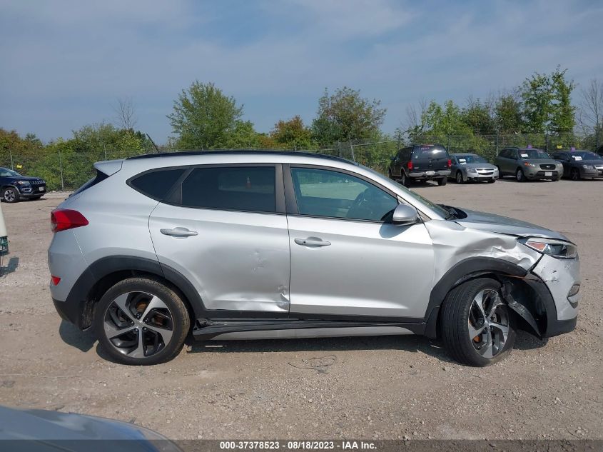 2017 HYUNDAI TUCSON VALUE - KM8J3CA22HU572510