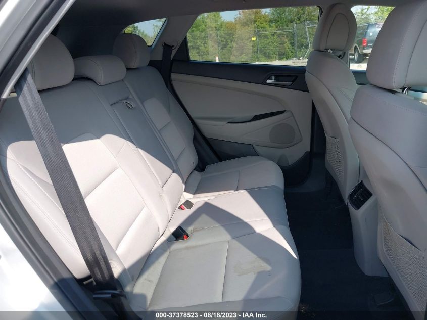 2017 HYUNDAI TUCSON VALUE - KM8J3CA22HU572510