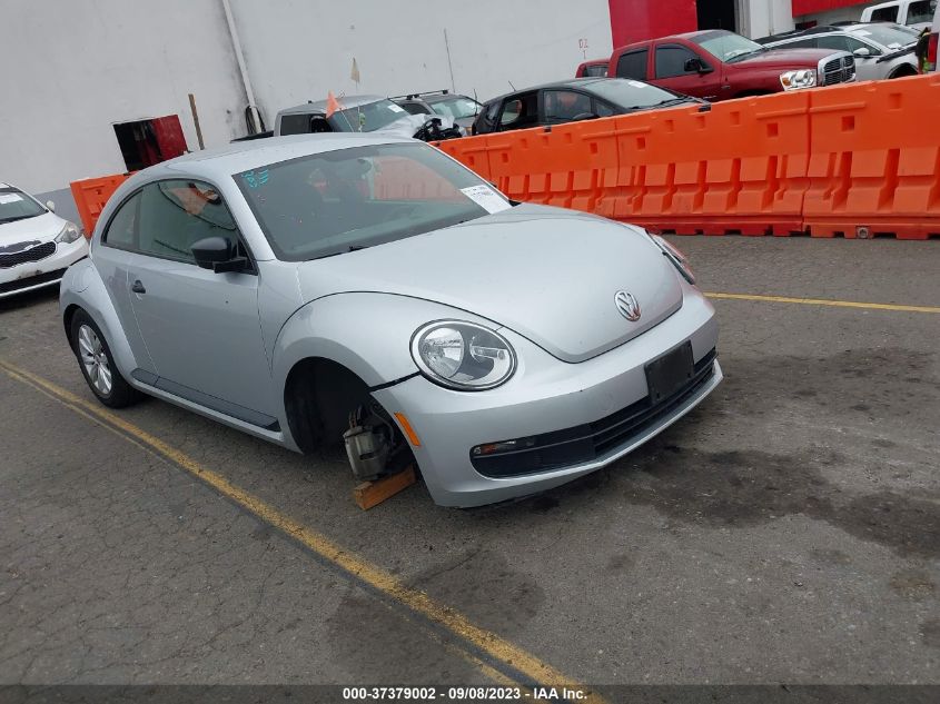 2014 VOLKSWAGEN BEETLE COUPE 1.8T ENTRY - 3VWF17ATXEM638993