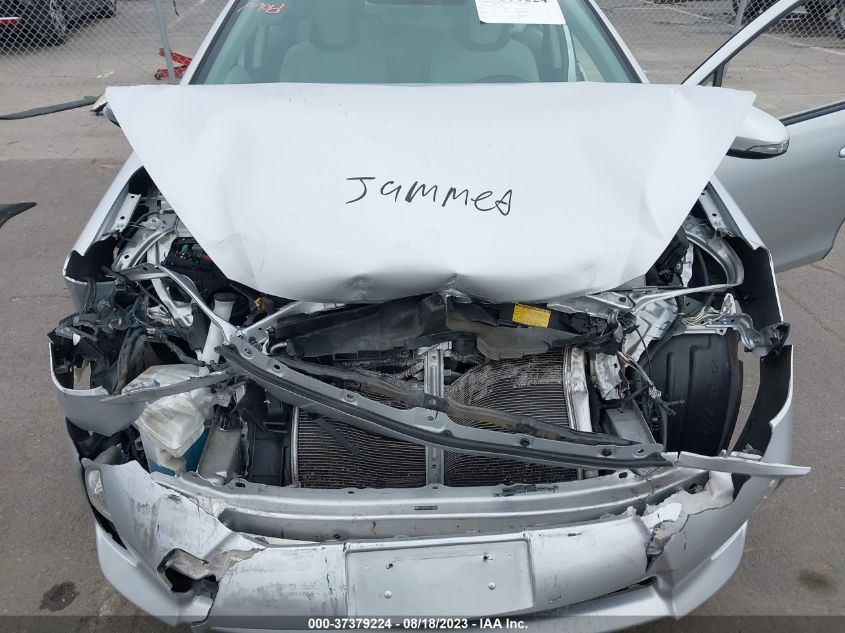 2014 TOYOTA PRIUS C - JTDKDTB37E1059408