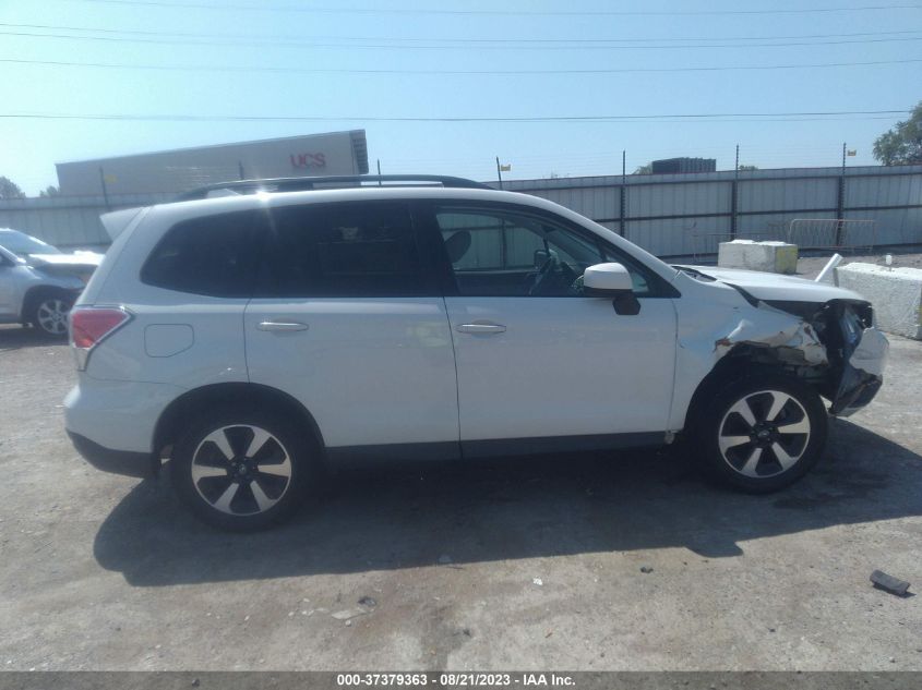 2017 SUBARU FORESTER PREMIUM - JF2SJAEC9HH552612
