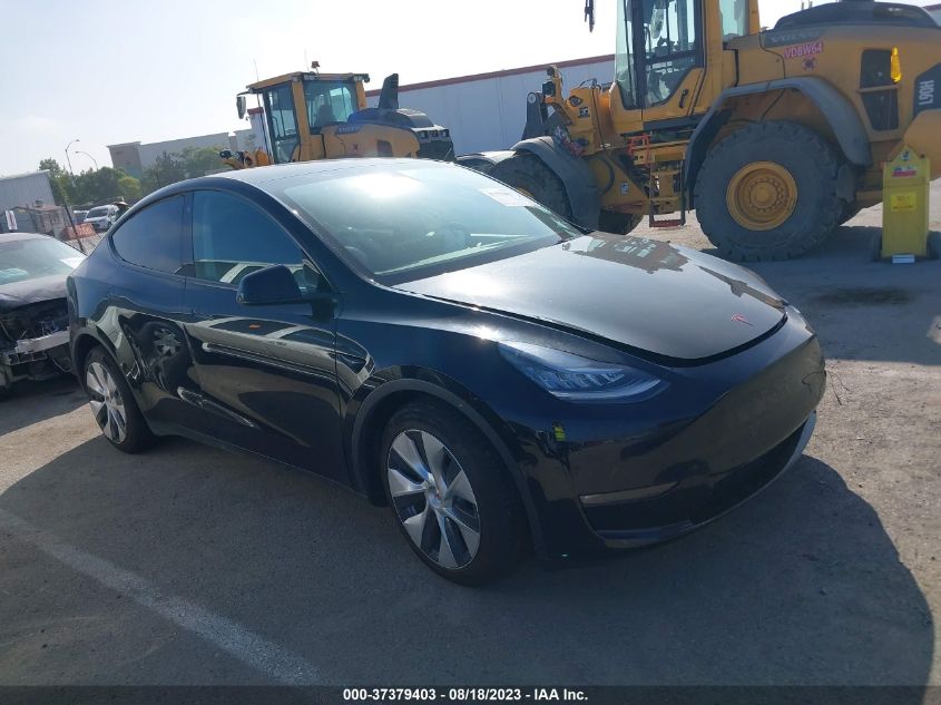 5YJYGDEE2MF161029 Tesla Model Y LONG RANGE