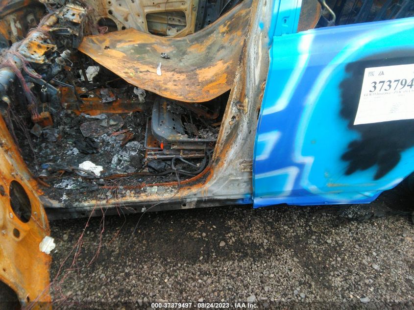 2017 TOYOTA RAV4 XLE - JTMRFREV2HJ129071