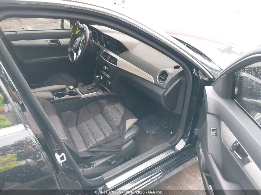 2013 MERCEDES-BENZ C-CLASS C 250 - WDDGF4HB4DR298747