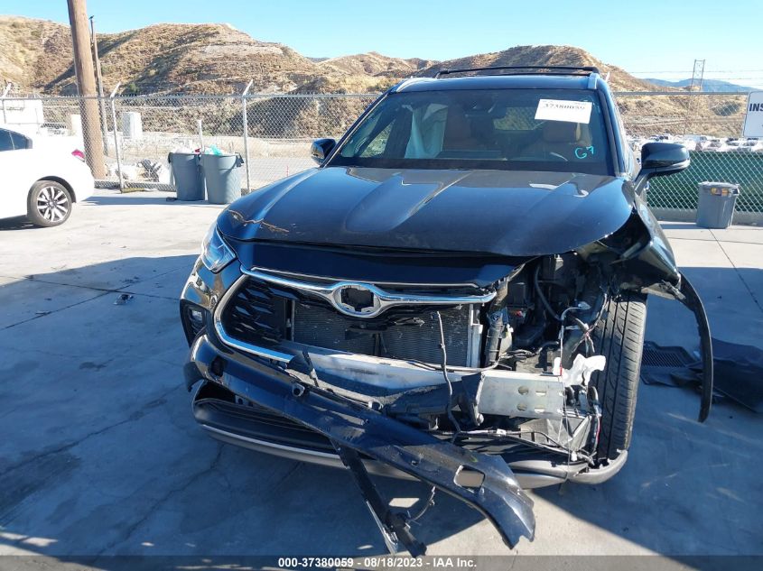2022 TOYOTA HIGHLANDER PLATINUM - 5TDFZRBH3NS169747