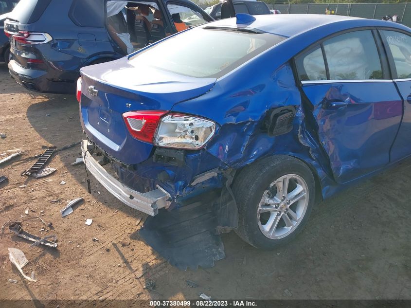 2018 CHEVROLET CRUZE LT - 1G1BE5SM7J7147862