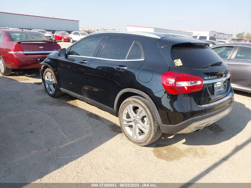 2016 MERCEDES-BENZ GLA GLA 250 - WDCTG4EB1GJ205982