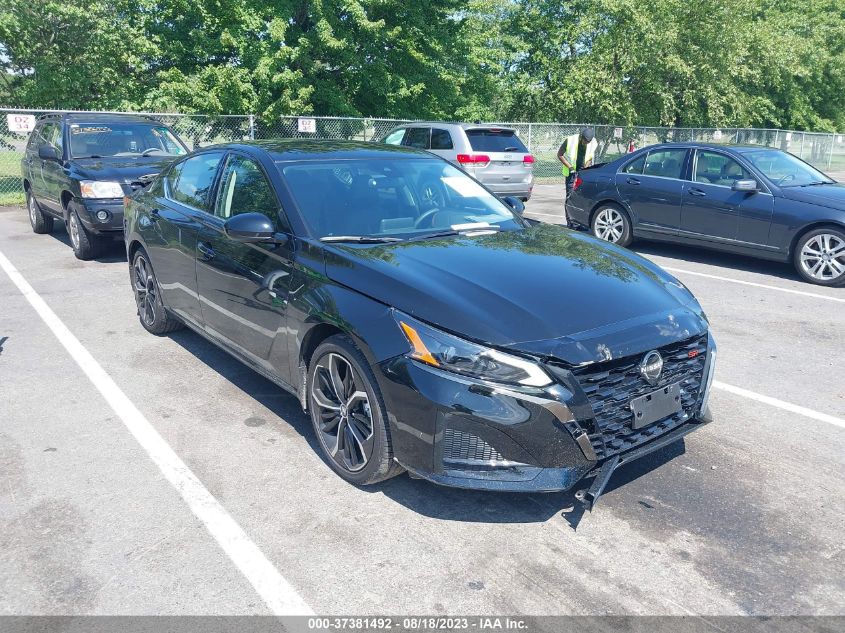 1N4BL4CV9PN390887 Nissan Altima 2.5 SR