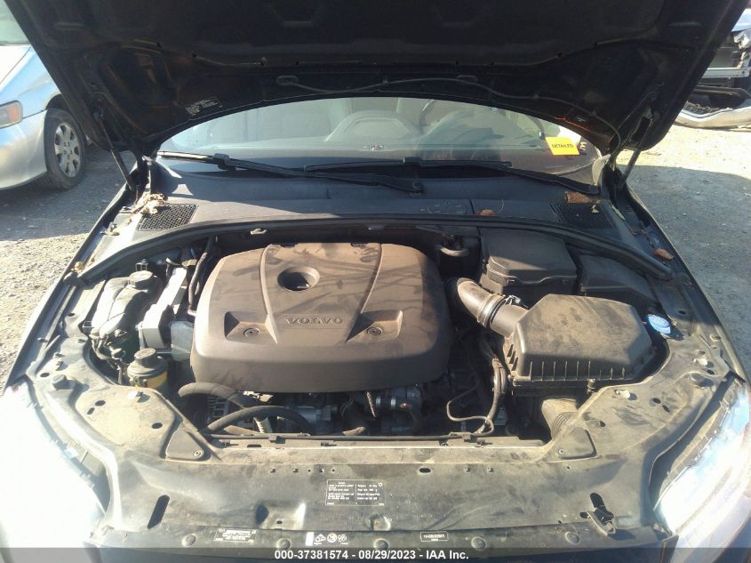 2016 VOLVO XC70 T5 DRIVE-E PREMIER - YV440MBKXG1268479