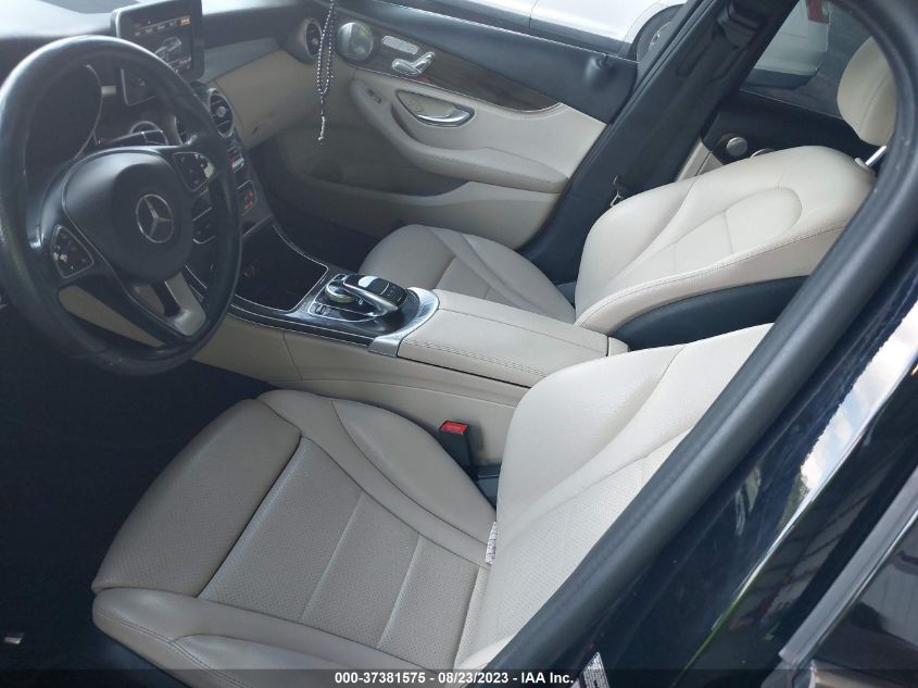 2015 MERCEDES-BENZ C-CLASS C 300 - 55SWF4KB6FU038906