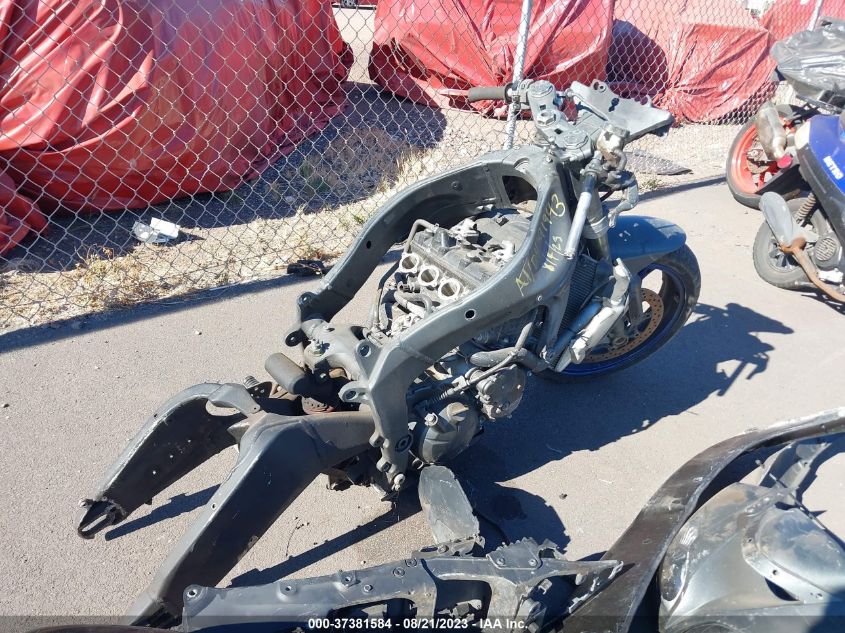 2011 KAWASAKI ZX600 R JKAZX4R16BA027362