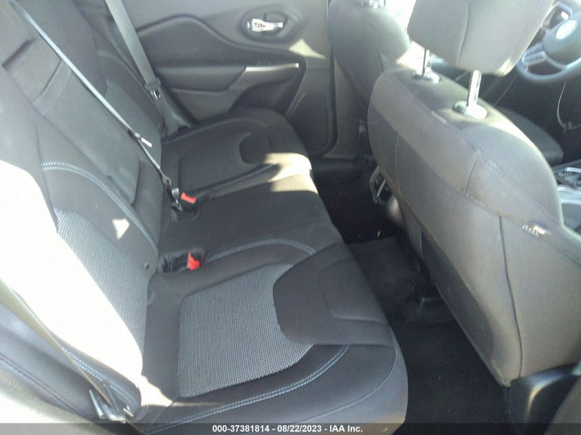 2019 JEEP CHEROKEE LATITUDE - 1C4PJLCB7KD240863
