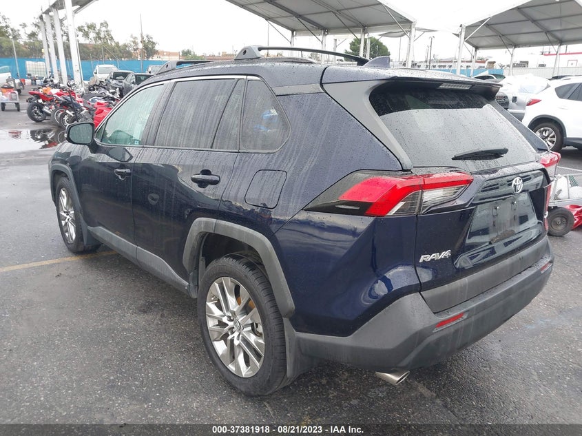 VIN 2T3C1RFVXKC019303 2019 TOYOTA RAV4 XLE PREMIUM