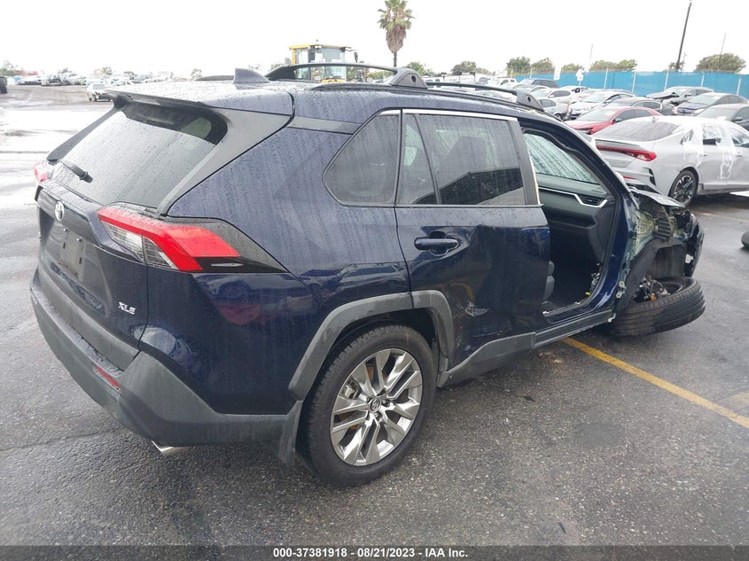 VIN 2T3C1RFVXKC019303 2019 TOYOTA RAV4 XLE PREMIUM