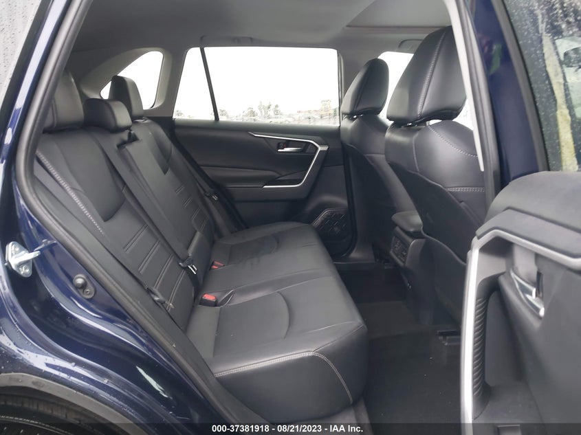 VIN 2T3C1RFVXKC019303 2019 TOYOTA RAV4 XLE PREMIUM