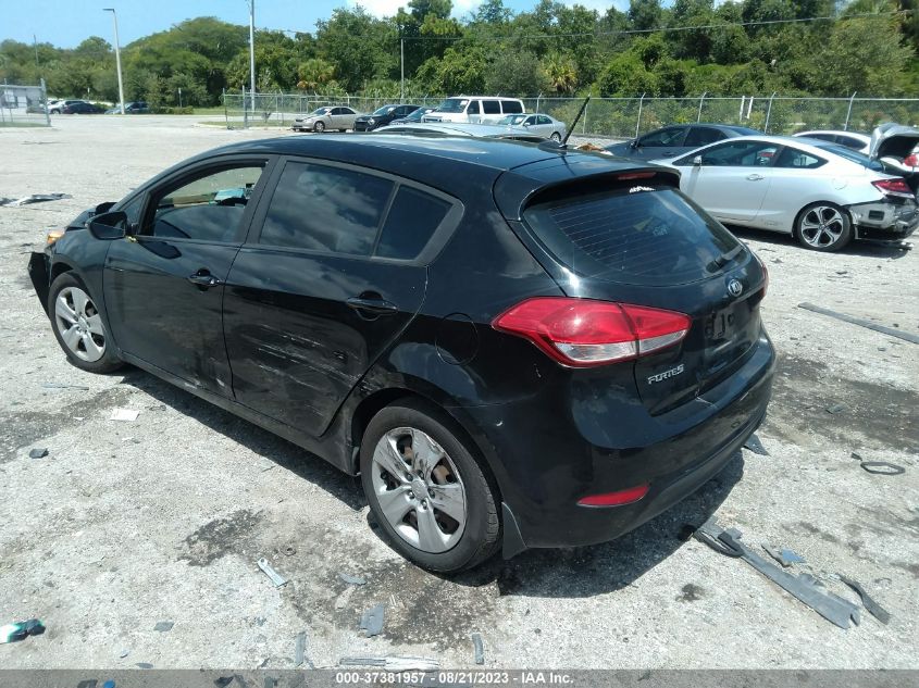 2016 KIA FORTE 5-DOOR LX - KNAFK5A8XG5584598