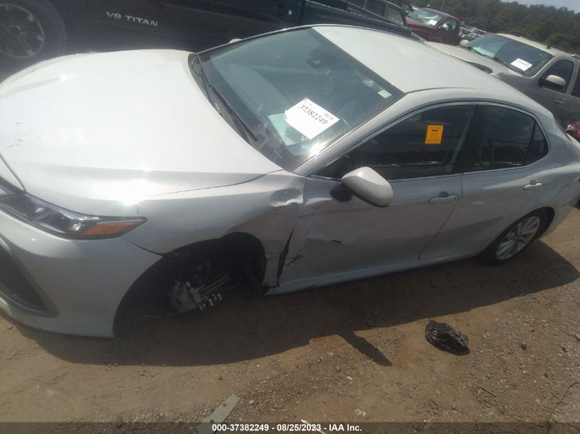 2022 TOYOTA CAMRY LE - 4T1C11AK5NU070251