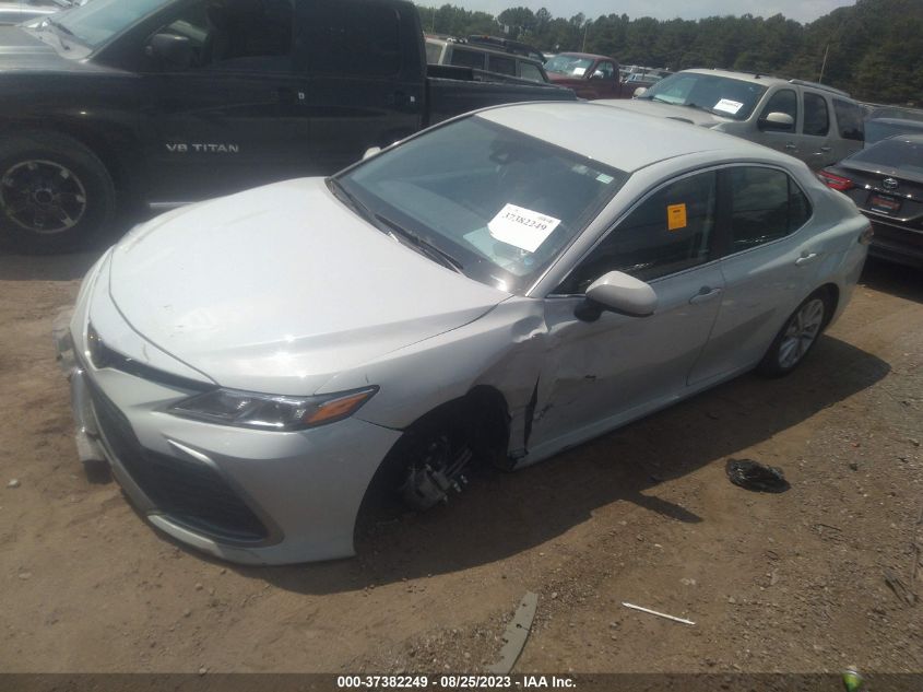 2022 TOYOTA CAMRY LE - 4T1C11AK5NU070251