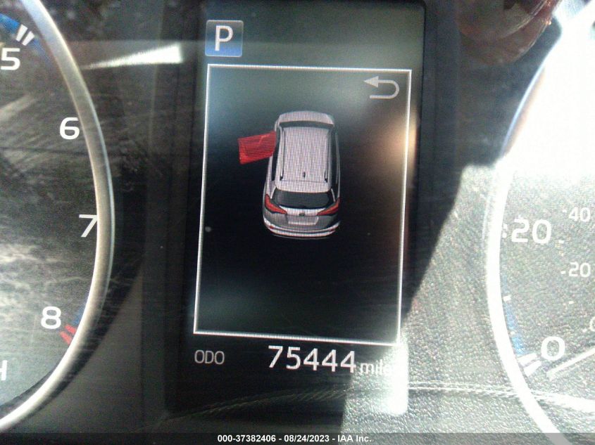 2017 TOYOTA RAV4 LE - JTMZFREV3HJ705251