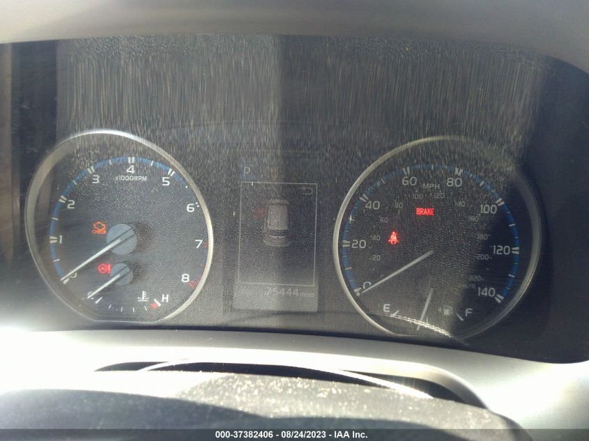 2017 TOYOTA RAV4 LE - JTMZFREV3HJ705251