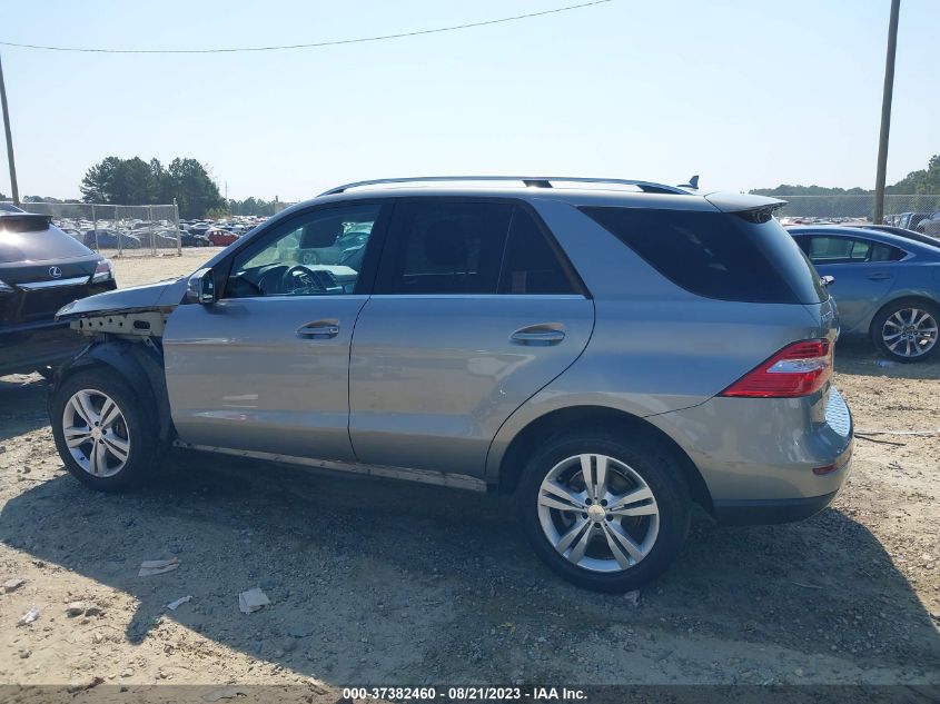 2013 MERCEDES-BENZ M-CLASS ML 350 4JGDA5HB7DA241471