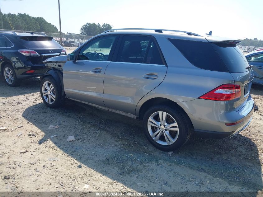 2013 MERCEDES-BENZ M-CLASS ML 350 4JGDA5HB7DA241471