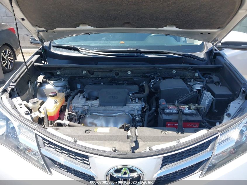 2014 TOYOTA RAV4 XLE - JTMWFREV6EJ013967