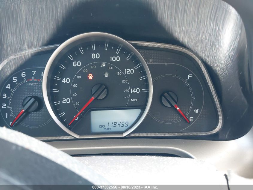 2014 TOYOTA RAV4 XLE - JTMWFREV6EJ013967
