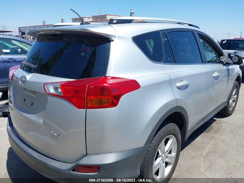 2014 TOYOTA RAV4 XLE - JTMWFREV6EJ013967