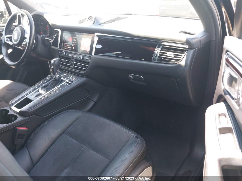 VIN WP1AA2A52LLB01274 2020 PORSCHE MACAN
