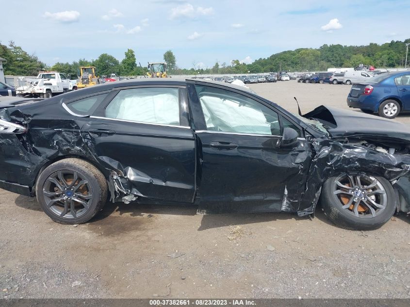 2018 FORD FUSION SE - 3FA6P0H93JR157330