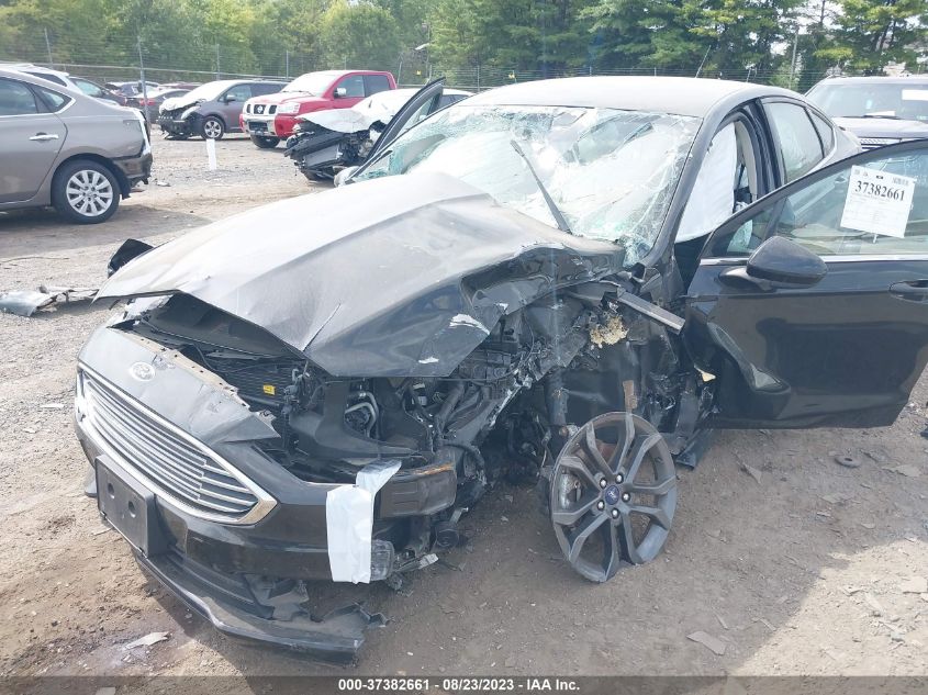 2018 FORD FUSION SE - 3FA6P0H93JR157330