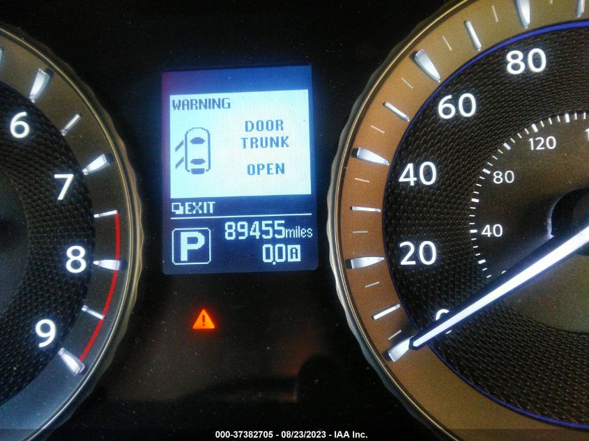 2018 INFINITI Q70 3.7 LUXE - JN1BY1AP3JM180431